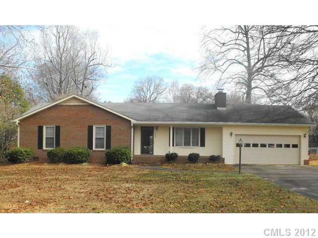 1809 South Ridge Avenue Kannapolis, NC 28083 - Photo 1 of 16 Gallery Image 1