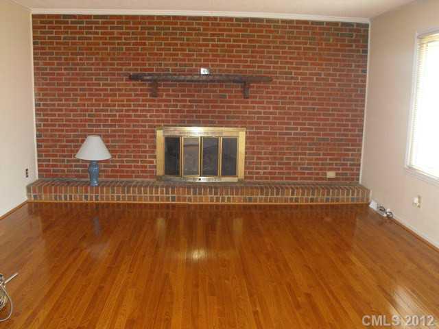 1809 South Ridge Avenue Kannapolis, NC 28083 - Photo 2 of 16 Gallery Image 2
