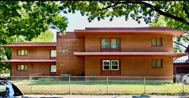 $880,000 | 1300 Southwest Fillmore Street, Topeka, KS 66604