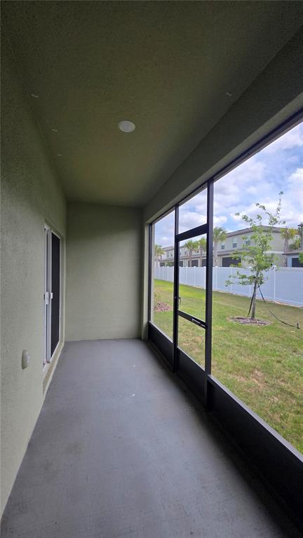 36352 Wl Hl Way Zephyrhills, FL 33541 - Photo 24 of 32
