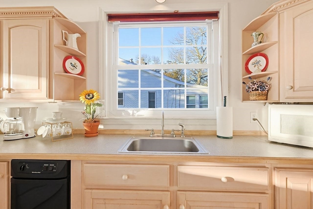 9 River Terrace Wareham, MA 02571 - Photo 5 of 42