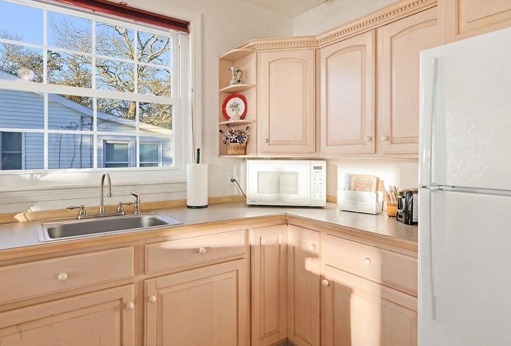 9 River Terrace Wareham, MA 02571 - Photo 7 of 42