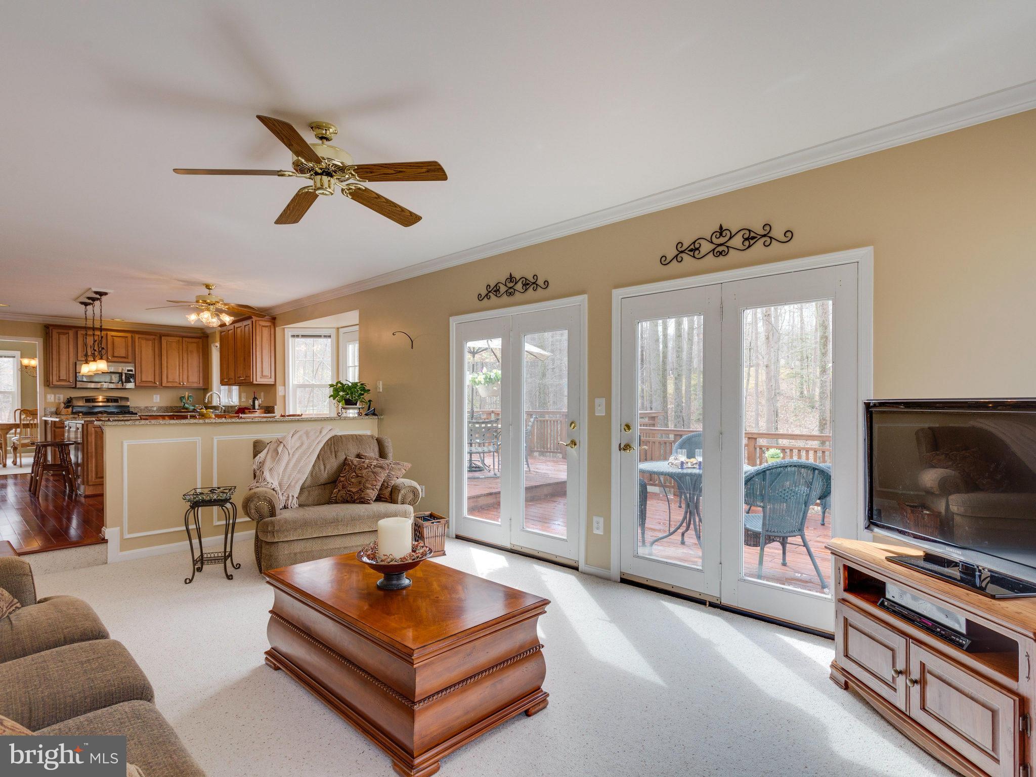 6675 Fox Den Road Manassas, VA 20112 - Photo 12 of 30 Family Room
