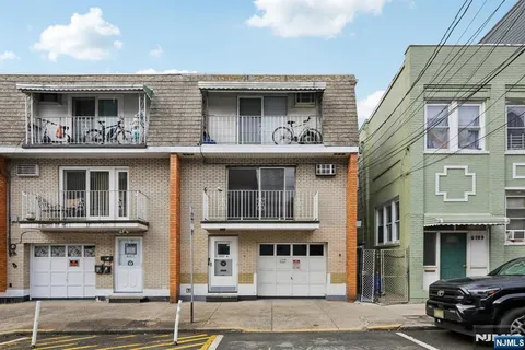 $619,999 | 6107 Palisade Avenue, West New York, NJ 07093