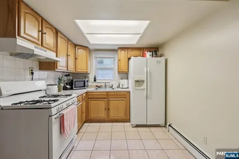 $619,999 | 6107 Palisade Avenue, West New York, NJ 07093