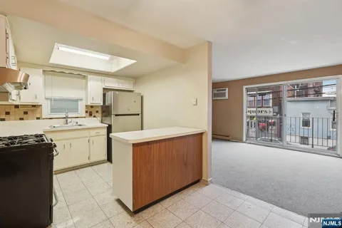 $619,999 | 6107 Palisade Avenue, West New York, NJ 07093