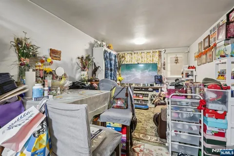 $619,999 | 6107 Palisade Avenue, West New York, NJ 07093