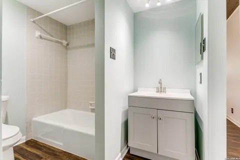 $249,000 | 3102 Eisenhauer Road, Unit B 20, San Antonio, TX 78209