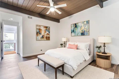 $249,000 | 3102 Eisenhauer Road, Unit B 20, San Antonio, TX 78209