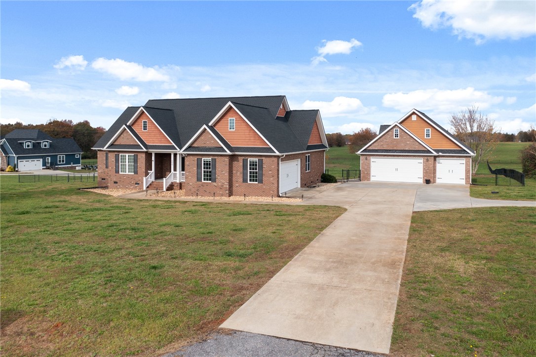 106 Pritchards Drive Anderson, SC 29625 - Photo 2 of 50