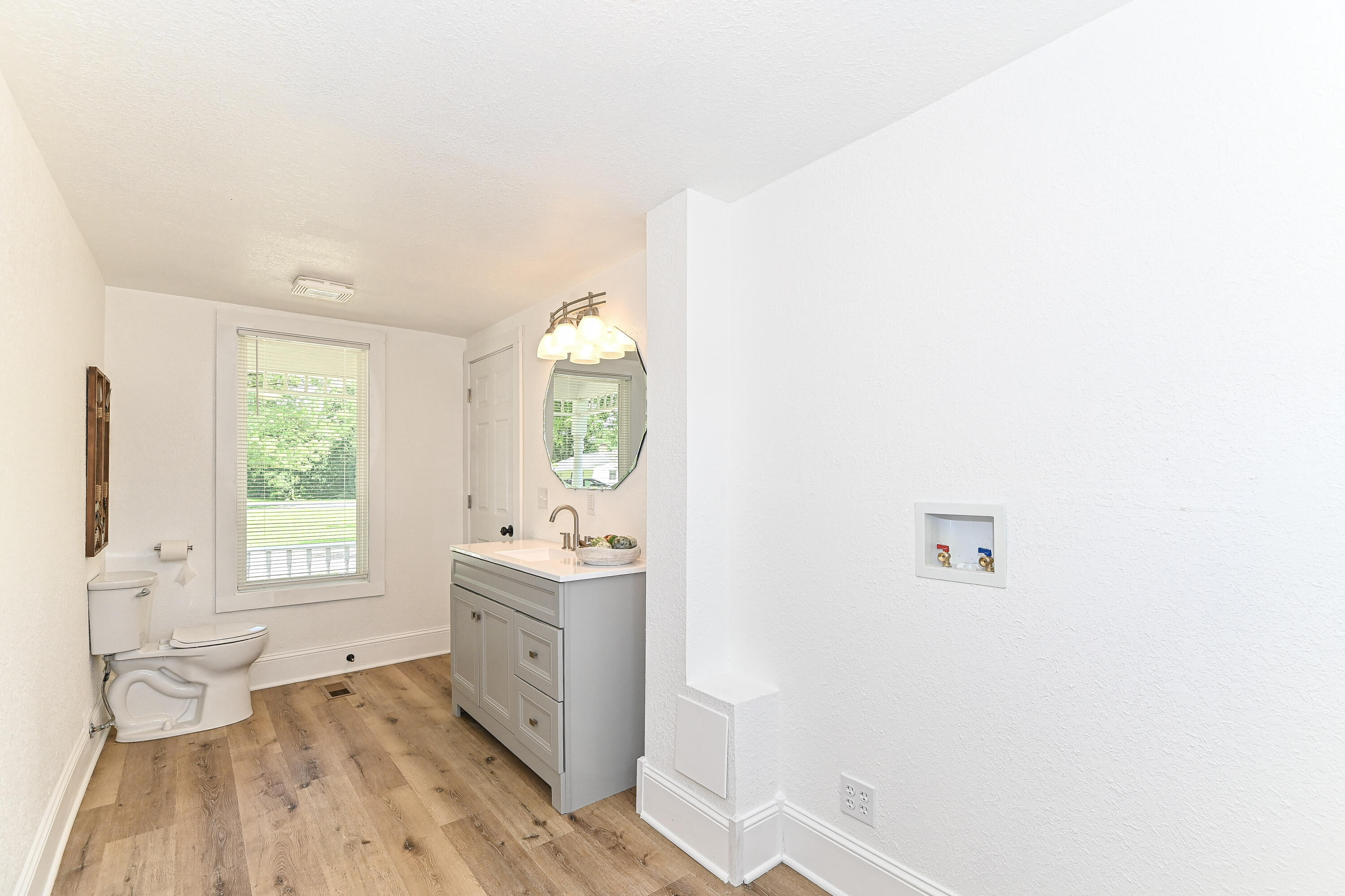 5824 Marsh Road Waterford, WI 53185 - Photo 27 of 50 Laundry / Half Bath