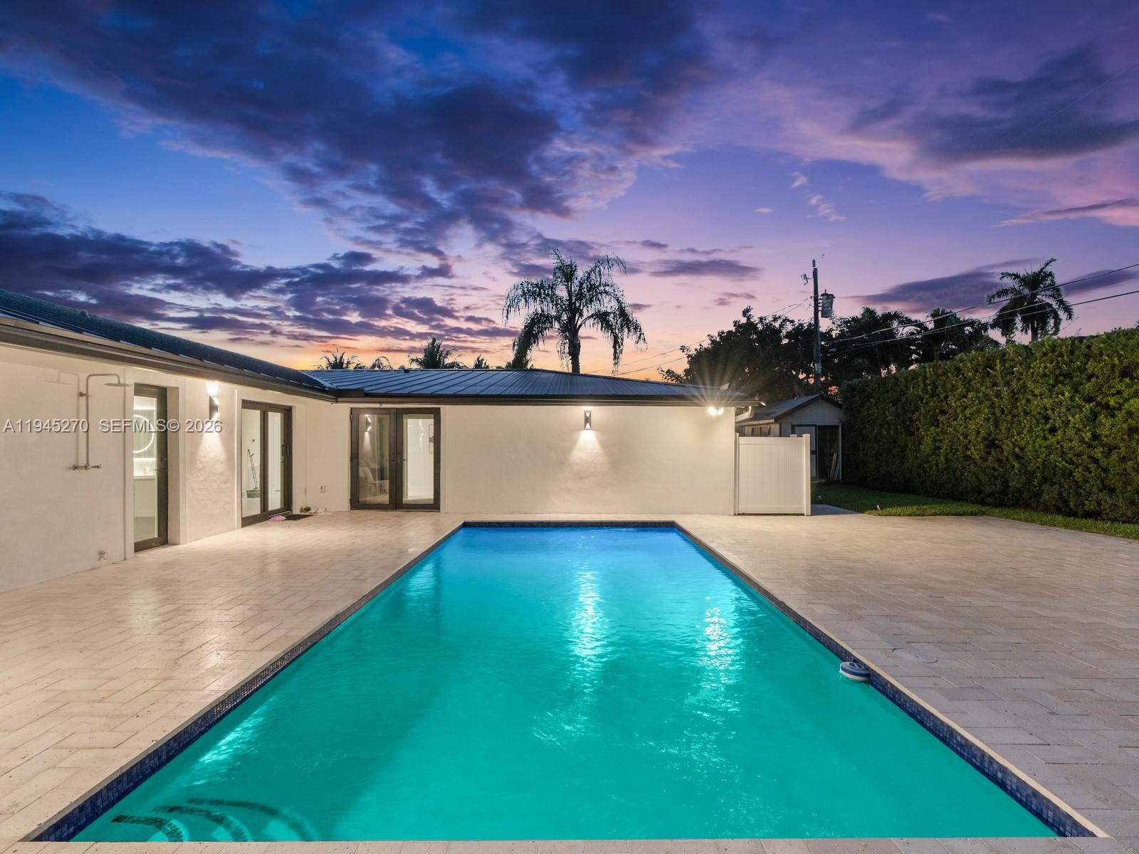 511 Southeast 14th Street Pompano Beach, FL 33060 - Photo 23 of 23 a view of ocean with a big yard