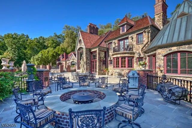 a building outdoor space with patio furniture