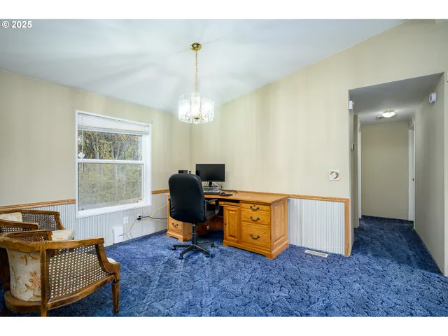 $260,000 | 196 15th Street, Lafayette, OR 97127