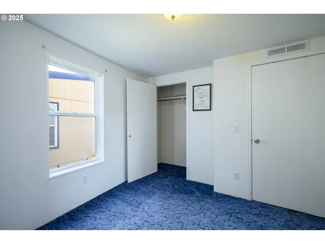 $260,000 | 196 15th Street, Lafayette, OR 97127