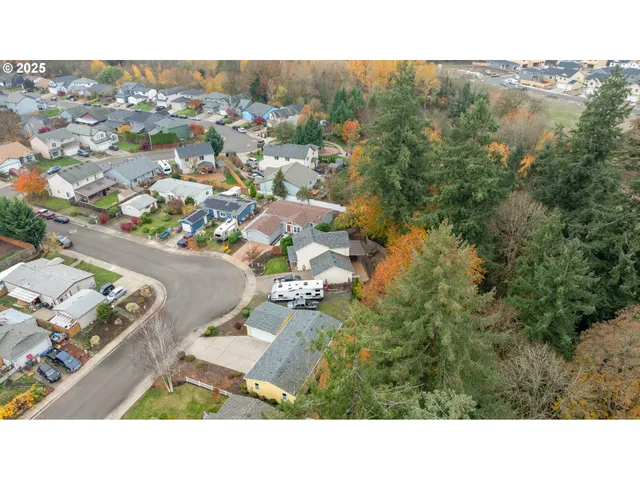 $260,000 | 196 15th Street, Lafayette, OR 97127