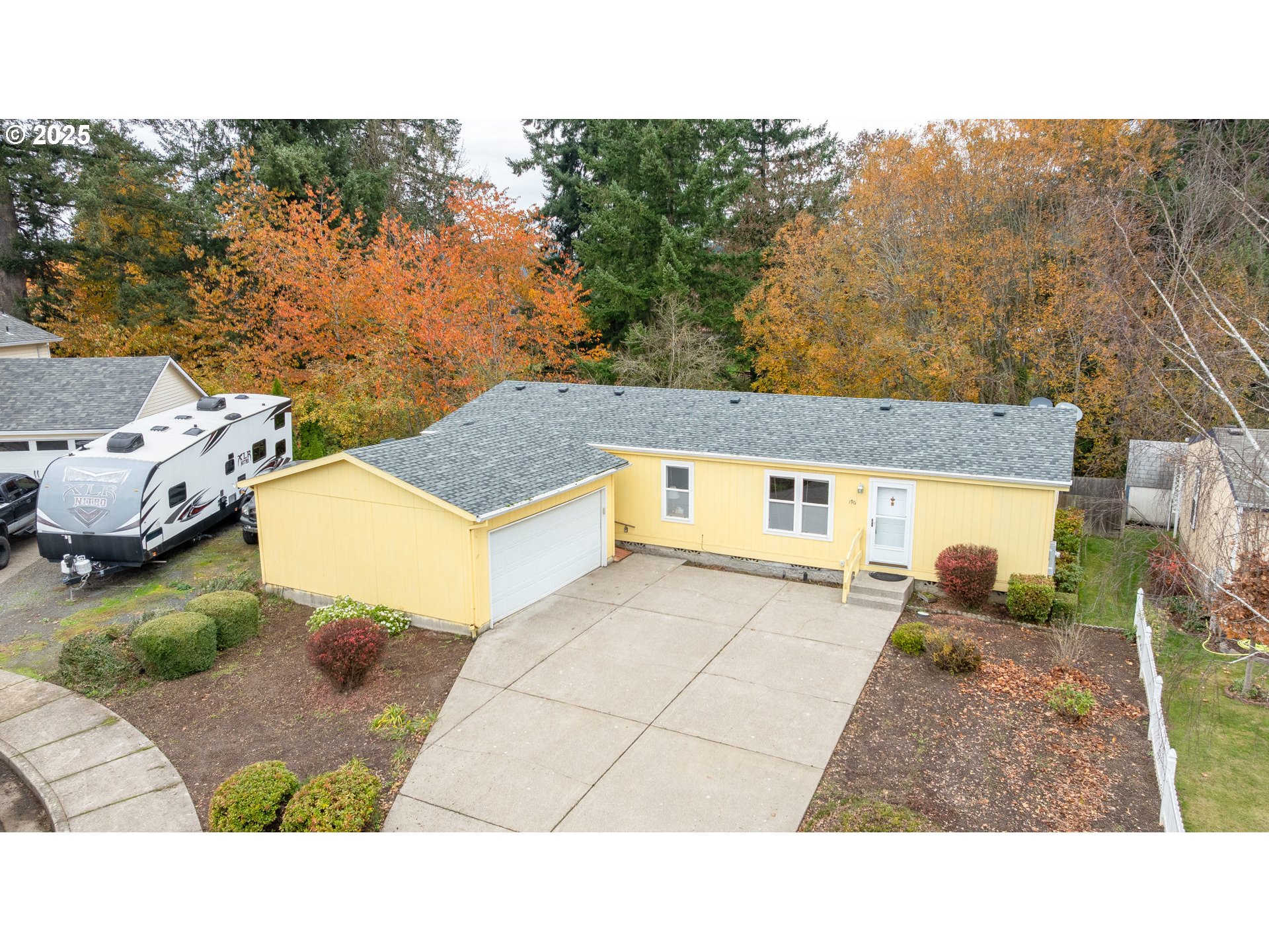 196 15th Street Lafayette, OR 97127 - Photo 3 of 32