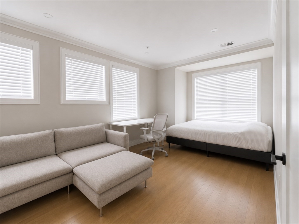 13 Greylock Road, Unit 3 Boston, MA 02134 - Photo 3 of 14