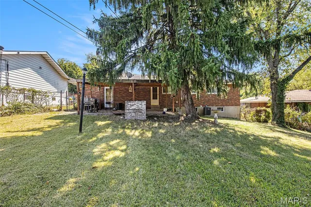 $69,000 | 2035 Sun Valley Drive, St. Louis, MO 63136