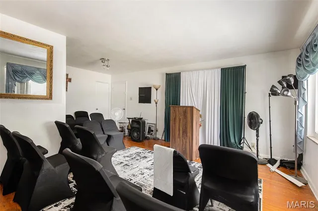 $69,000 | 2035 Sun Valley Drive, St. Louis, MO 63136