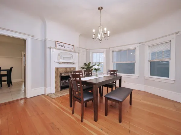 $1,095,000 | 1901 H Street, Sacramento, CA 95811