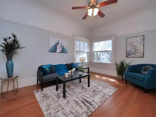 $1,095,000 | 1901 H Street, Sacramento, CA 95811