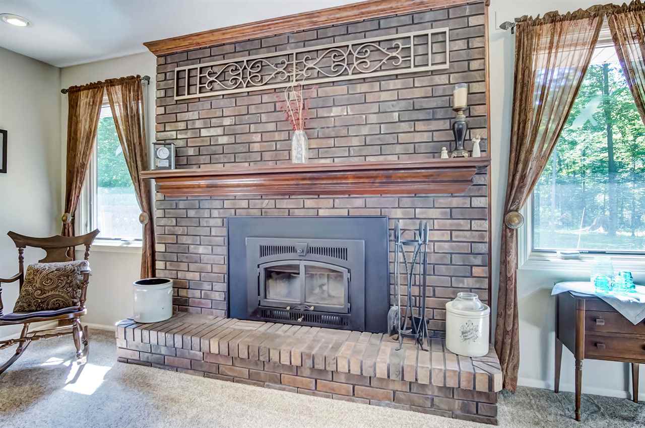8931 Heffelfinger Road Churubusco, IN 46723 - Photo 7 of 36