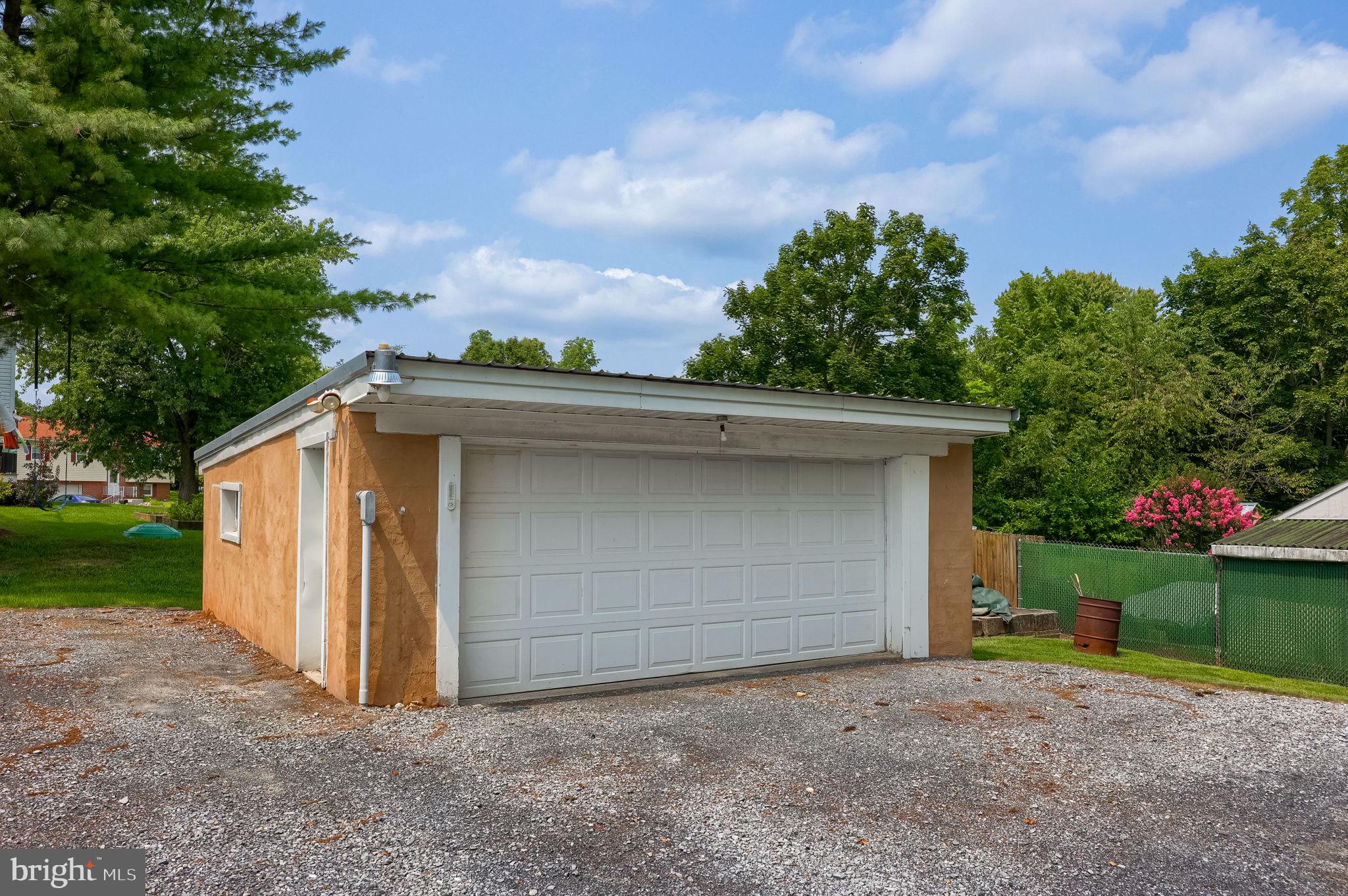 925 Maple Street Lititz, PA 17543 - Photo 50 of 53 Gallery Image 50
