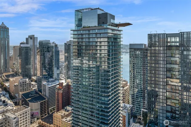 $9,750 | 300 Virginia Street, Unit 4111, Seattle, WA 98101
