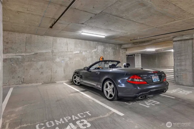 $9,750 | 300 Virginia Street, Unit 4111, Seattle, WA 98101