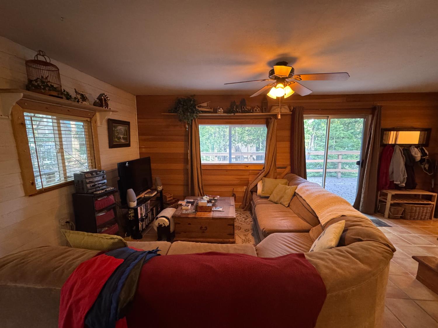 25271 Rebekah Road Long Barn, CA 95335 - Photo 5 of 19