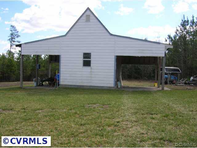 22075 Shipping Road McKenney, VA 23872 - Photo 4 of 5 Other - Detached Shed with equipment shelter