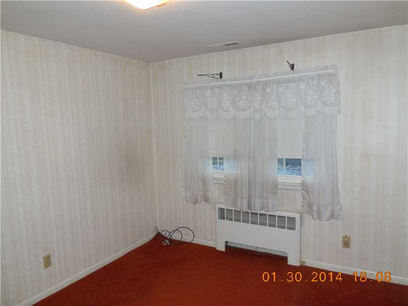 48 Diamond Hill Road Warwick, RI 02886 - Photo 13 of 16 Bedroom.