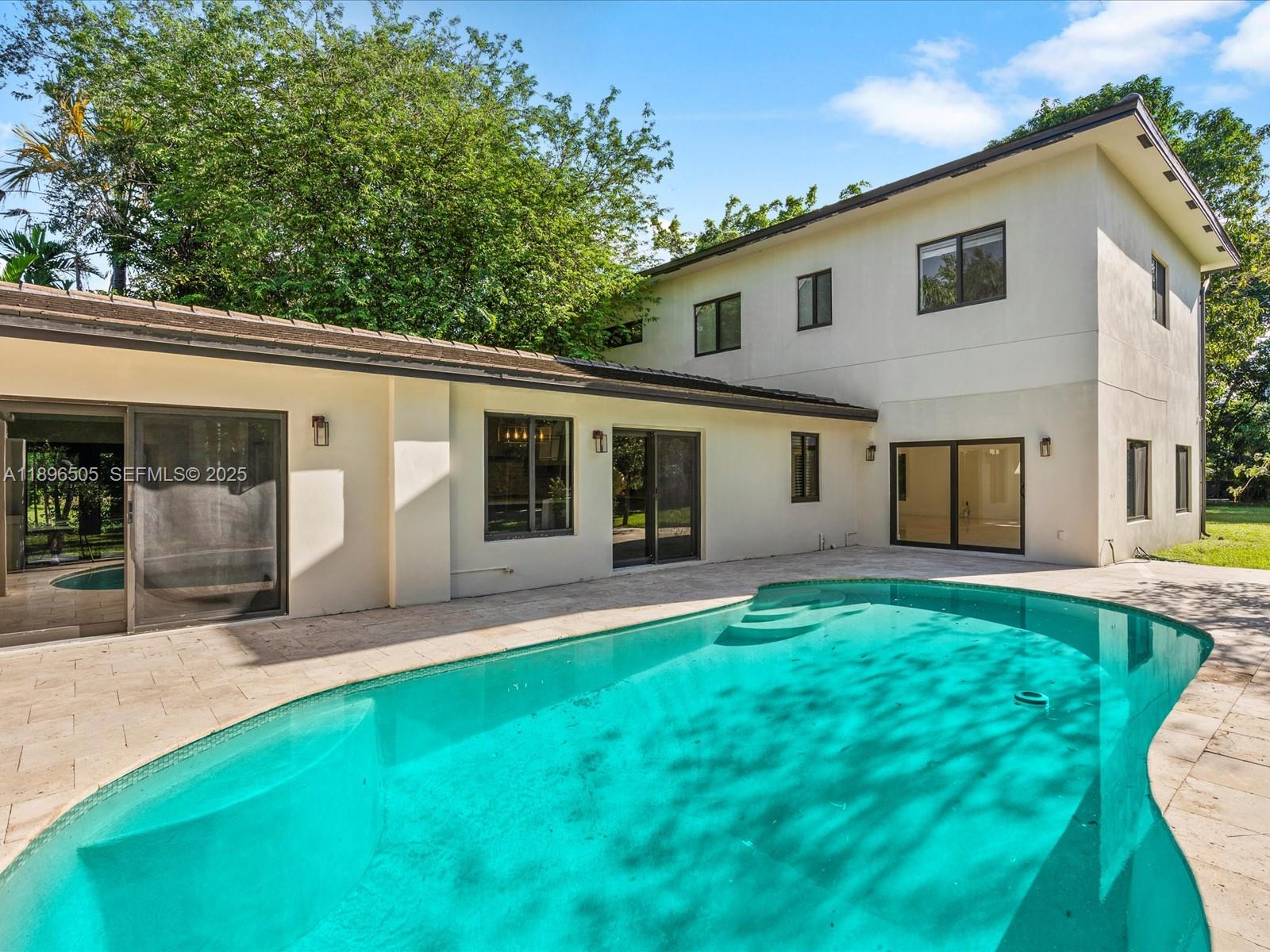 8501 Southwest 68th St Road Miami, FL 33143 - Photo 35 of 51