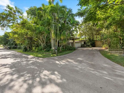 $2,790,000 | 8501 Southwest 68th St Road, Miami, FL 33143