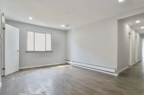 $3,000 | 73 Wales Avenue, Unit 2, Jersey City, NJ 07306