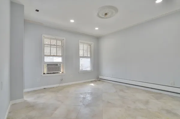 $3,000 | 73 Wales Avenue, Unit 2, Jersey City, NJ 07306