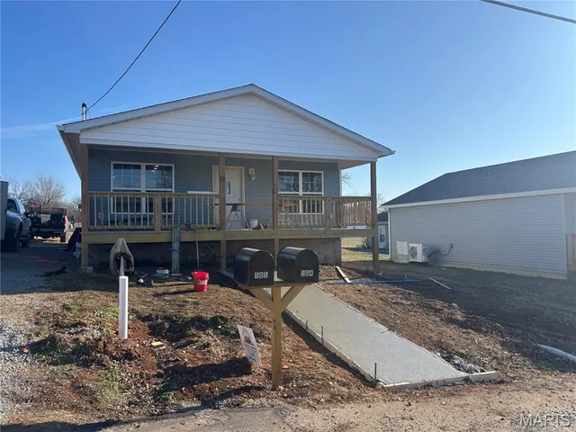 $174,900 | 505 Villar Street, Fredericktown, MO 63645