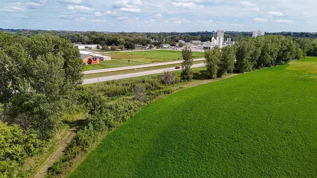 $879,900 | 16800 County 168 Boulevard, Zumbrota, MN 55992