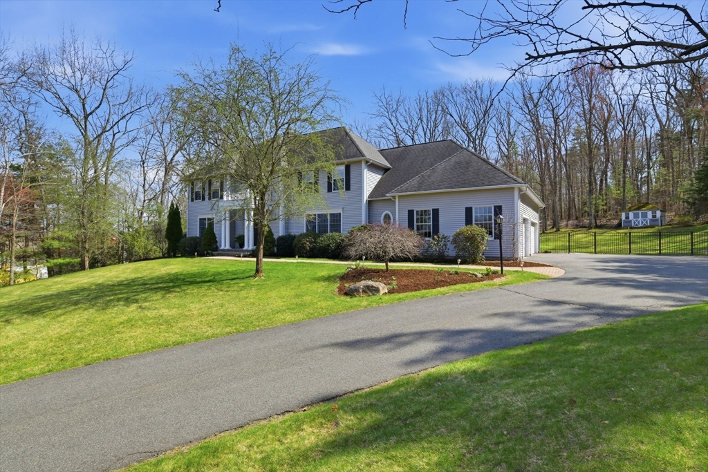 25 Red Gap Road Wilbraham, MA 01095 - Photo 2 of 42