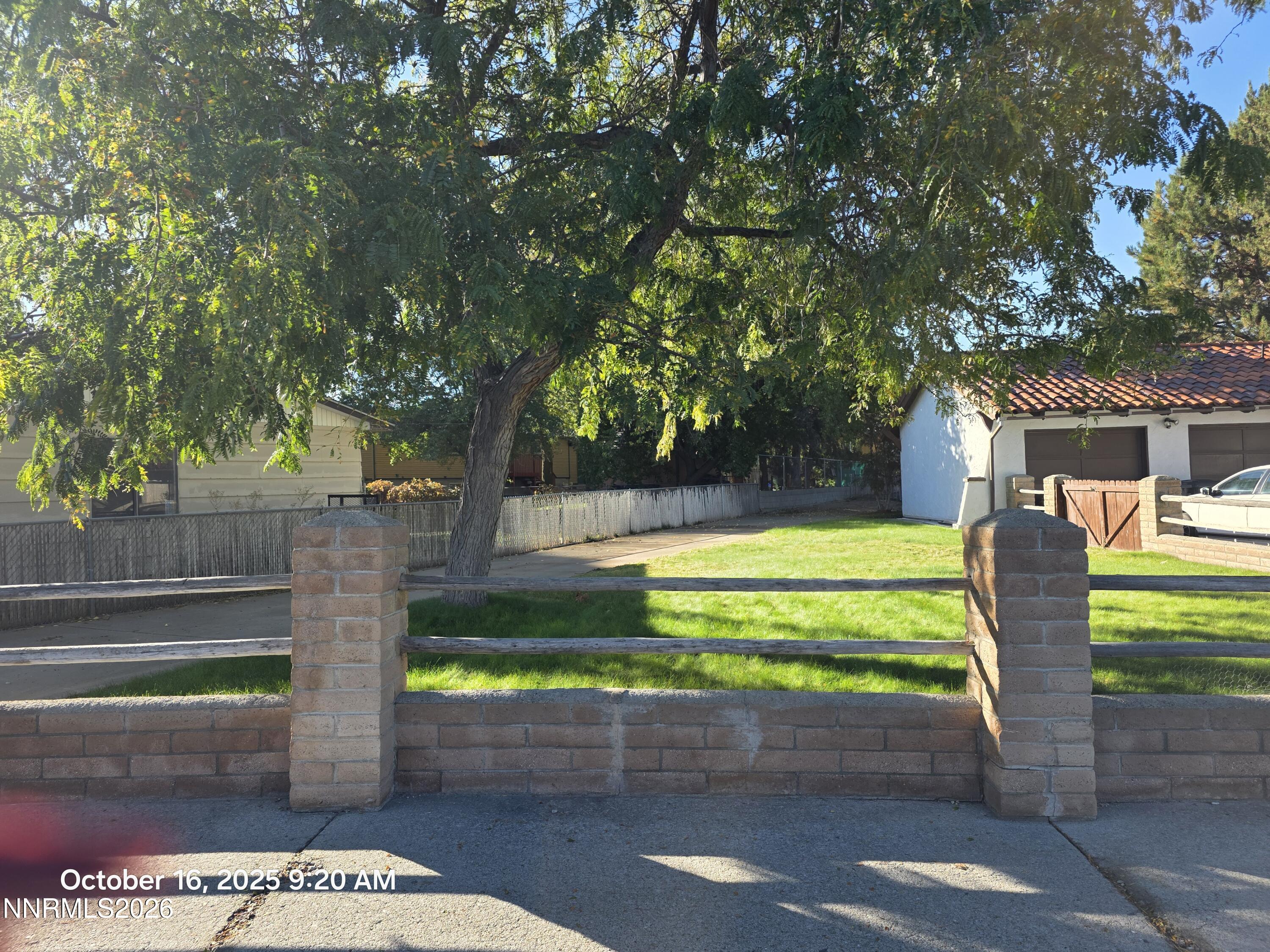440 East Minor Street Winnemucca, NV 89445 - Photo 3 of 12 a view of a back yard with a patio