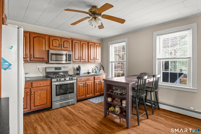 $375,000 | 2 North A Street, Norwich, CT 06380