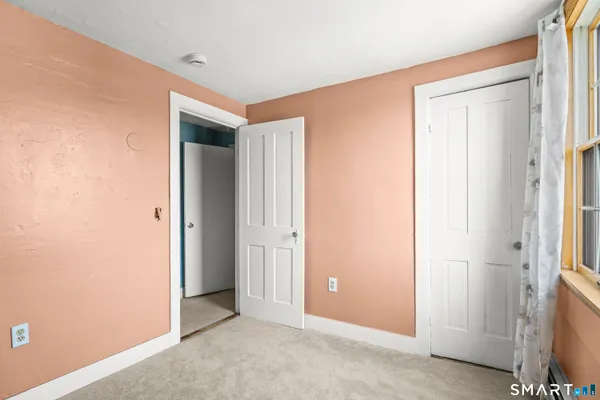 $375,000 | 2-4 North A Street, Taftville, CT 06380