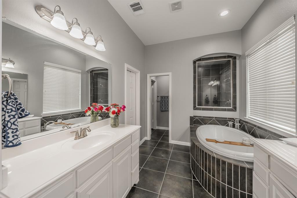 1020 Longhill Way Forney, TX 75126 - Photo 17 of 39