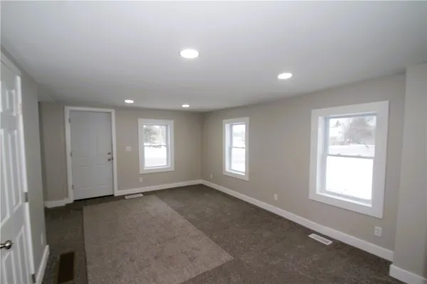 $179,999 | 1530 Oak Orchard Road, Carlton, NY 14571