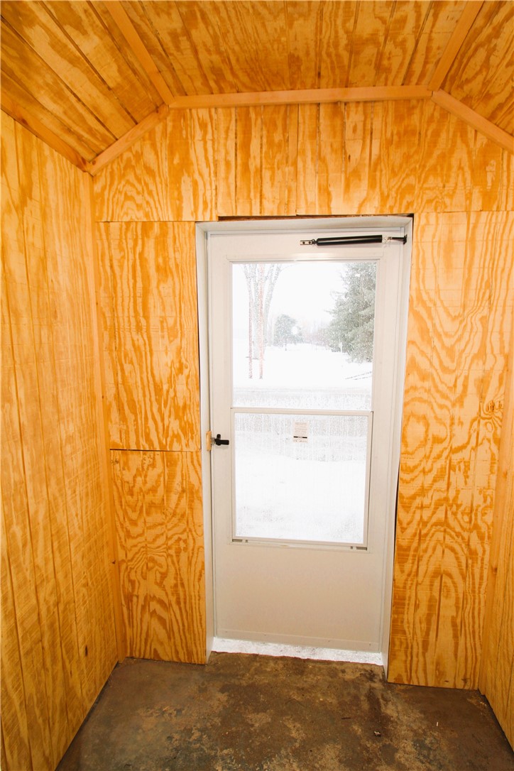 1530 Oak Orchard Road Carlton, NY 14571 - Photo 26 of 31 Enclosed Front Porch
