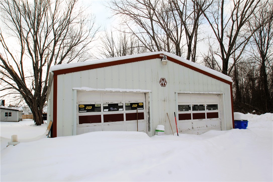 1530 Oak Orchard Road Carlton, NY 14571 - Photo 4 of 31 30'X 40' Morton Building
