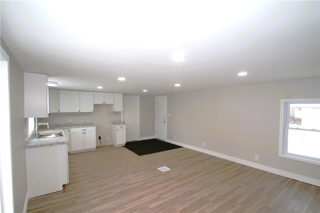 1530 Oak Orchard Road Carlton, NY 14571 - Photo 9 of 31 Exquisite Kitchen, Dining, Family Room