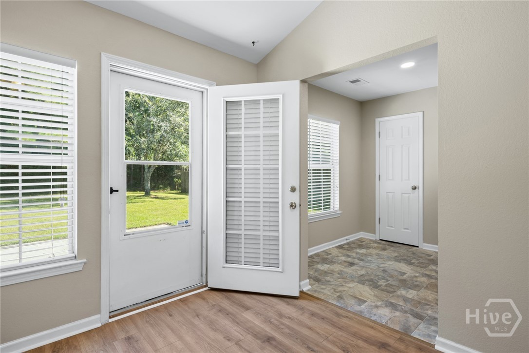 143 Wax Myrtle Court Savannah, GA 31419 - Photo 10 of 36