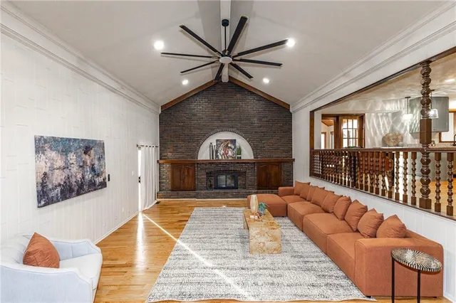 $430,000 | 3500 South Delaware Avenue, Independence, MO 64055